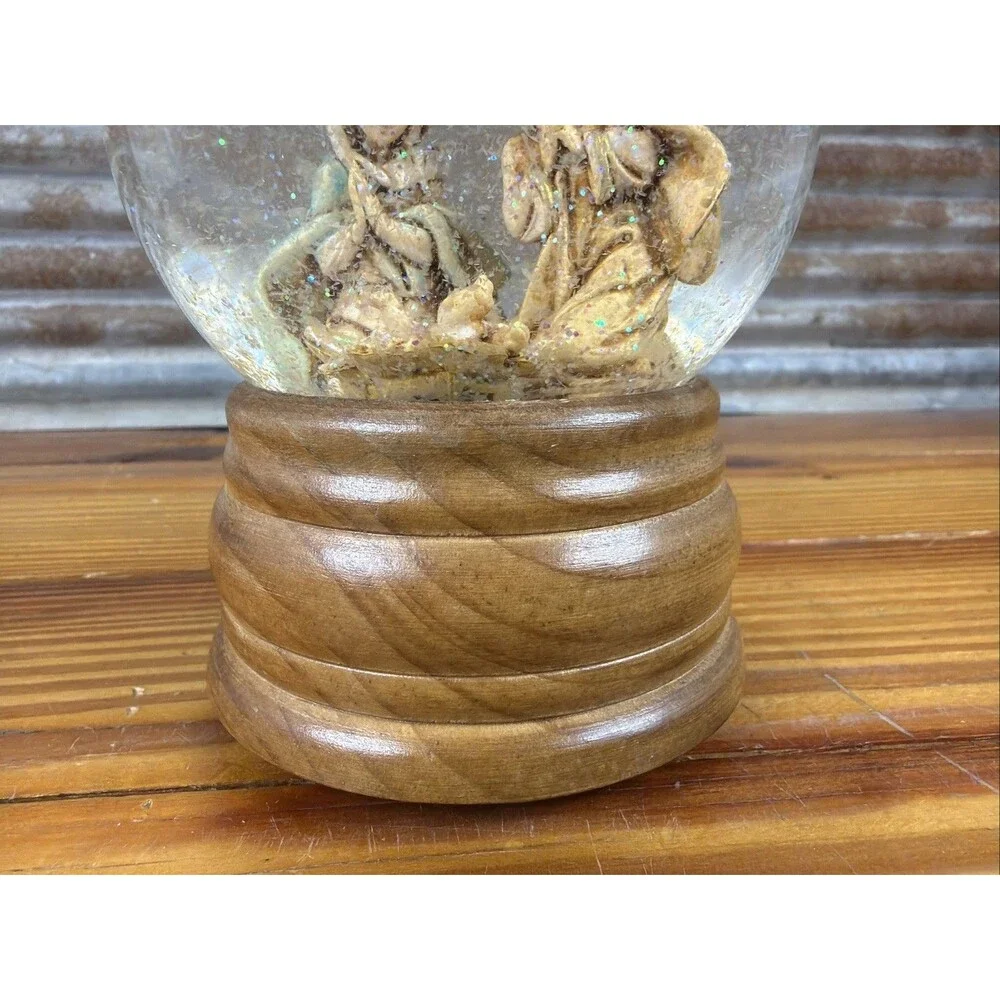 Fontanini Holy Family Glitterdome Snow Globe Musical “O Holy Night” Roman 1989
